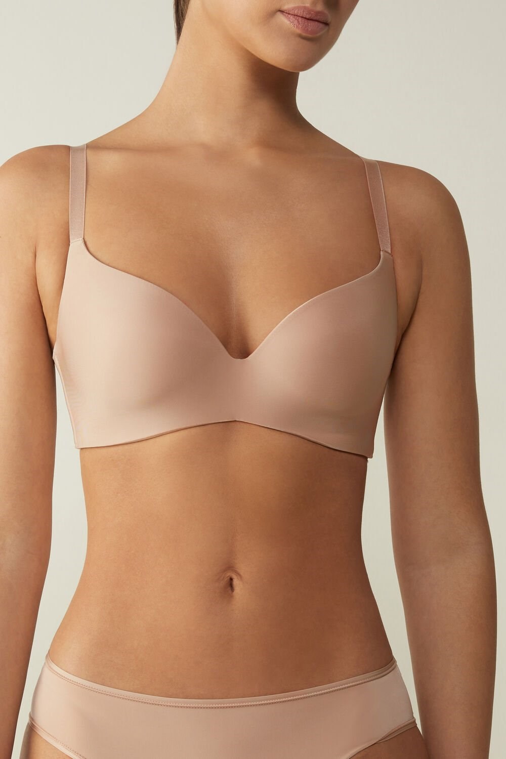 Intimissimi Adele Triangle Bra in Ultralight Microfiber Beige | 38259JDCK