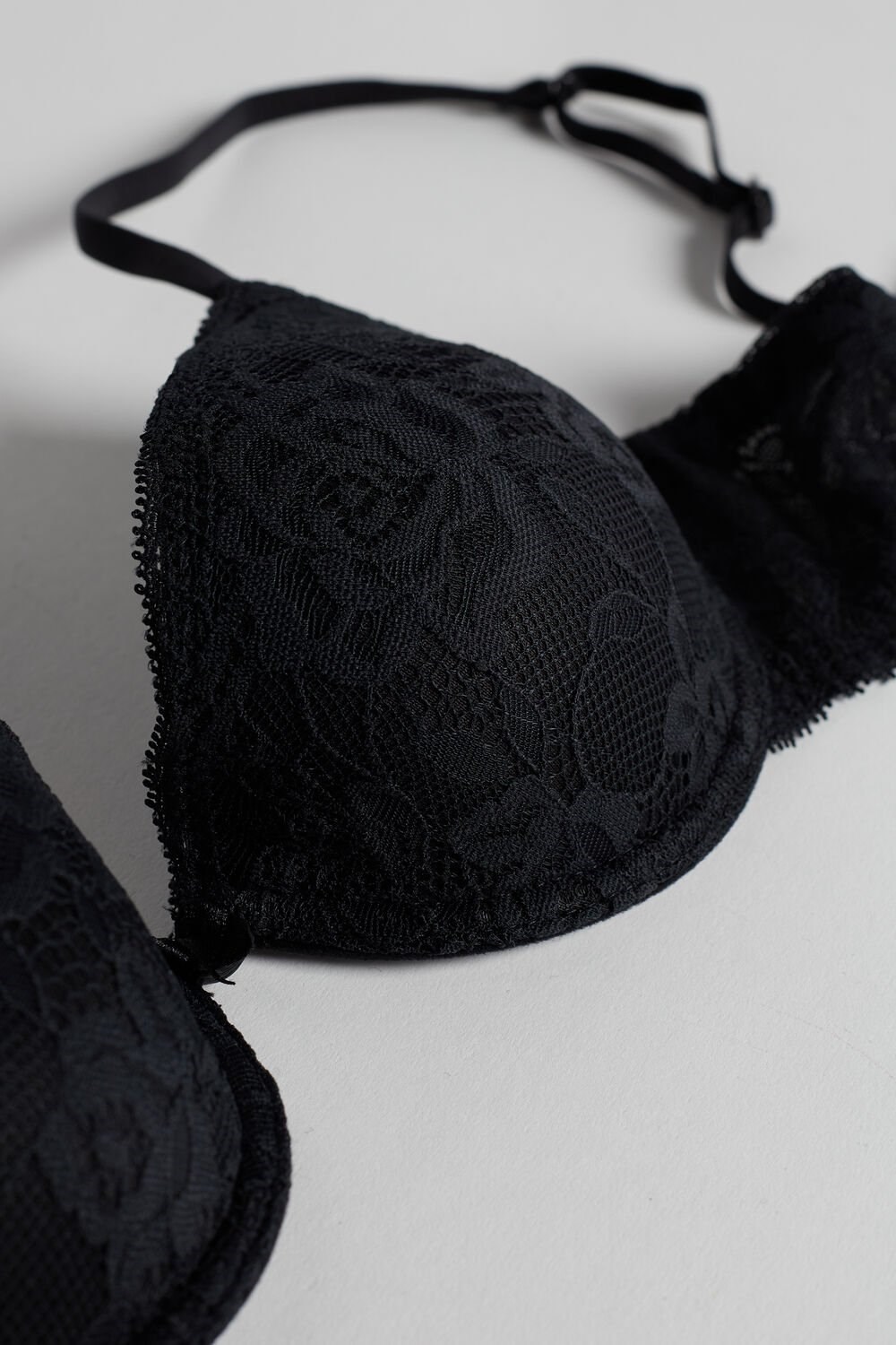 Intimissimi Bellissima Kanten Push-Up Bra Zwart Zwart | 28563MSRJ