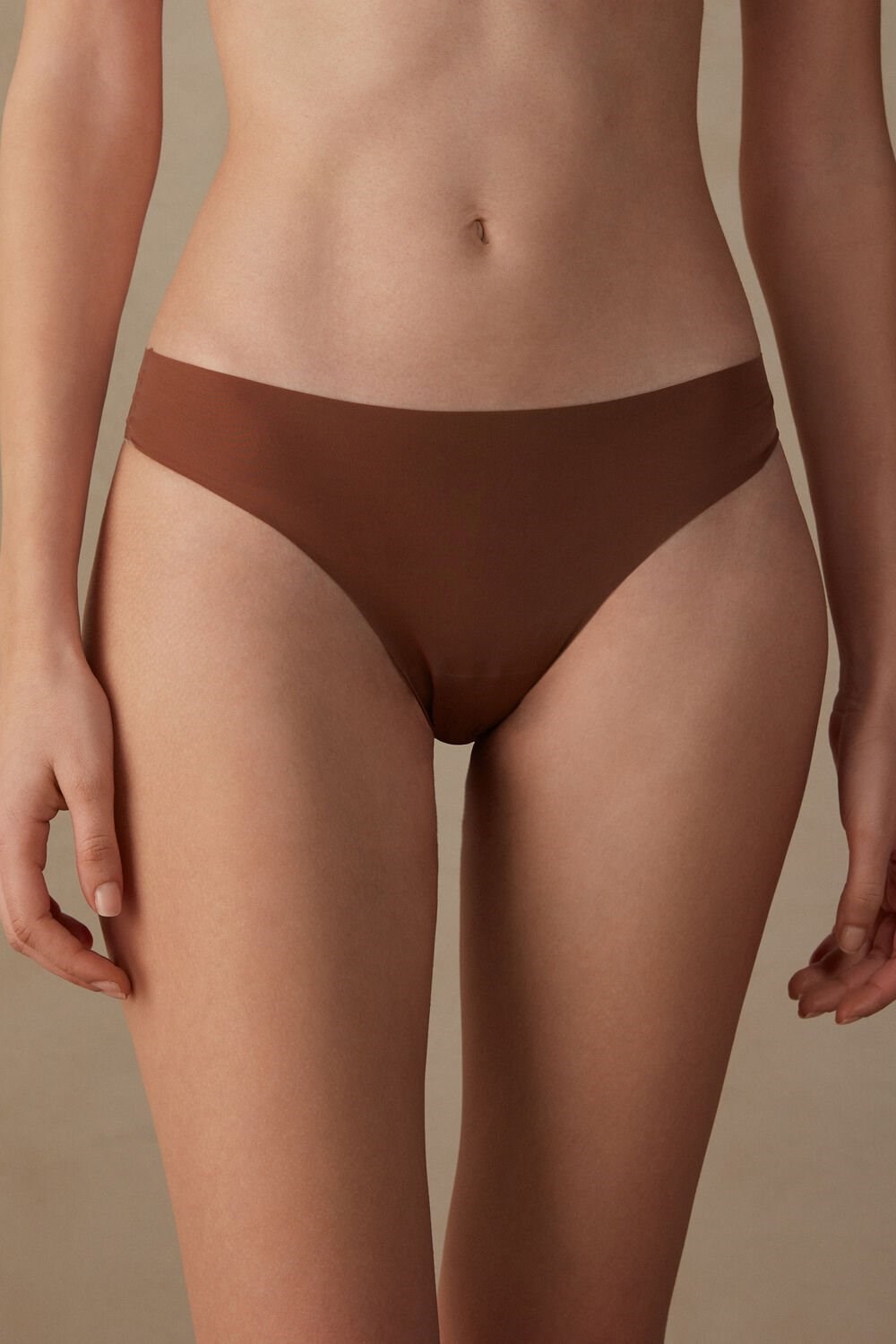 Intimissimi Brazilian Panties in Seamless Ultra Light Microfiber Donkerbeige | 82905IBPD