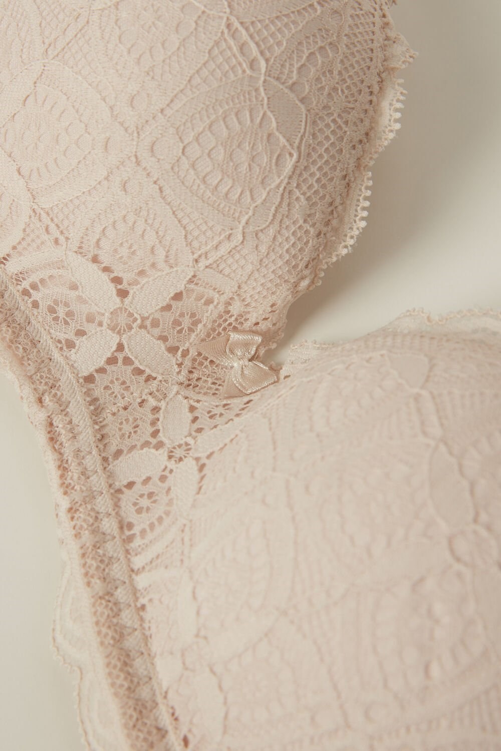 Intimissimi Claudia Balconette Bra in Kanten Roze | 97435RAZL