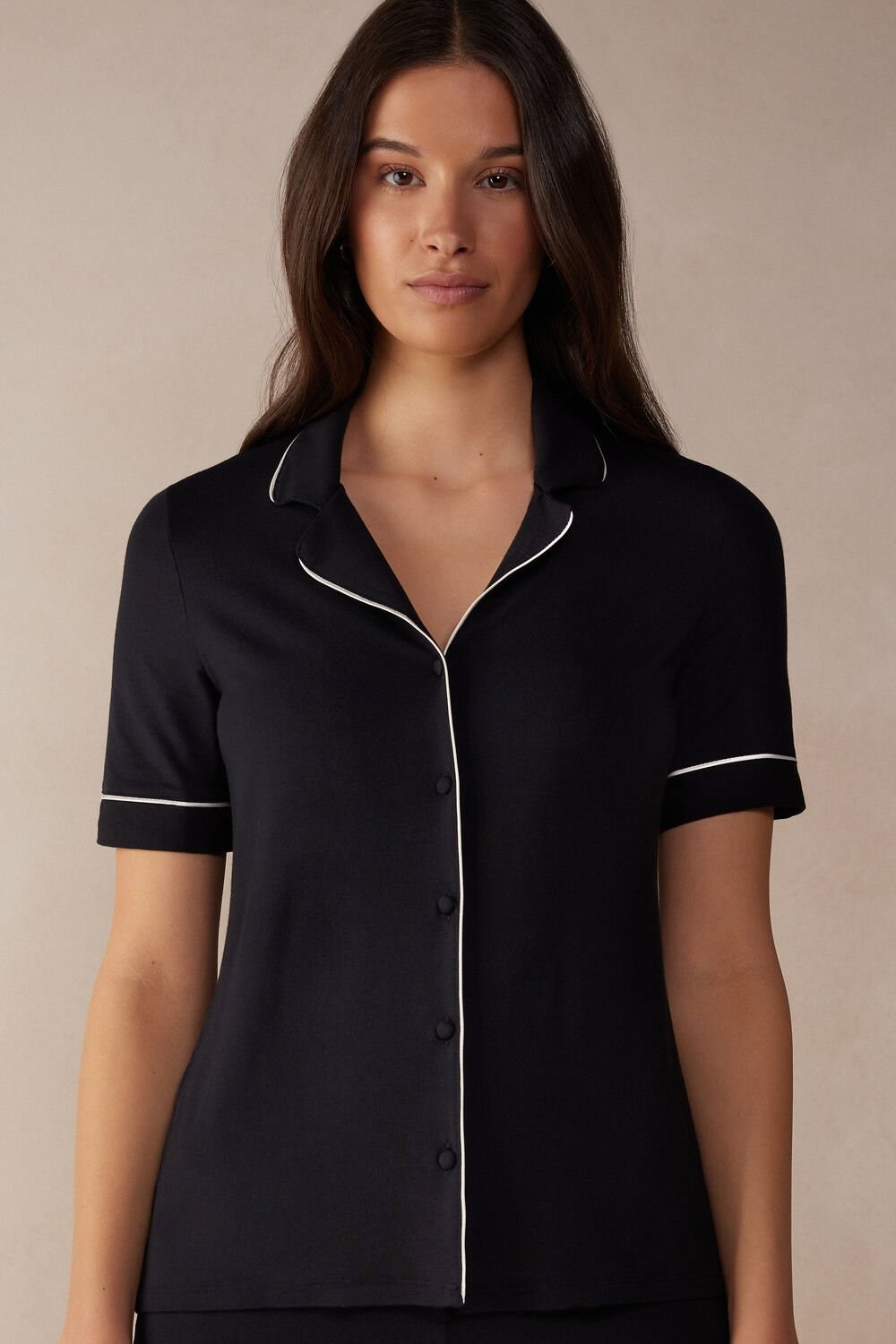 Intimissimi Kort Sleeve Button Up Shirt in Modal Zwart Zwart | 13042KDYE