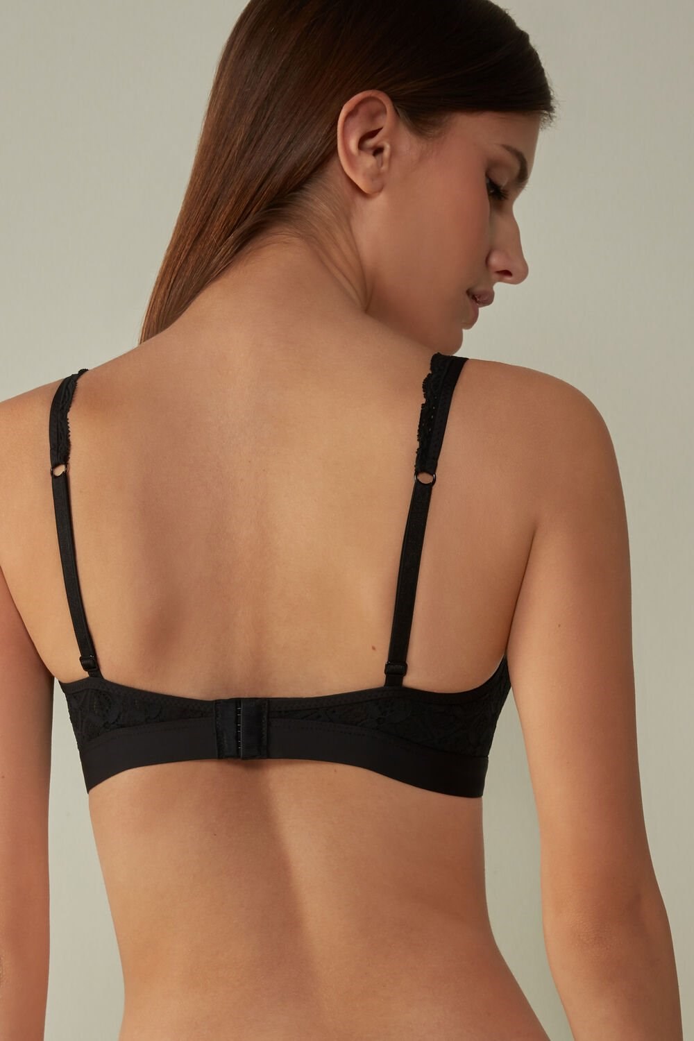 Intimissimi Lara Triangle Bra in Kanten Zwart Zwart | 35286RLZO