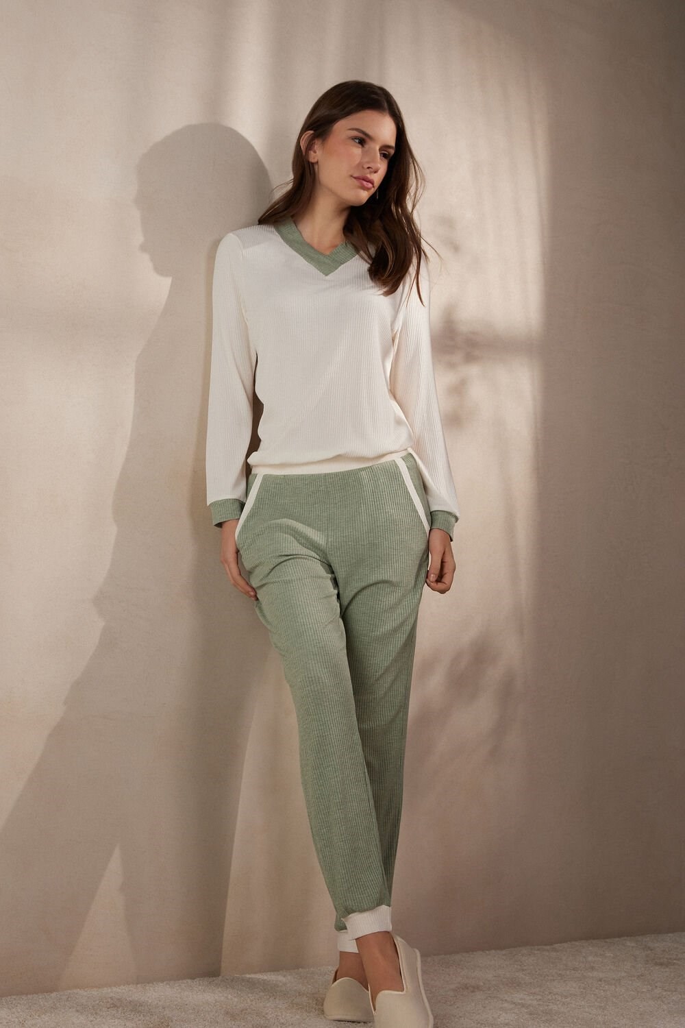 Intimissimi Lost in Fields Full Length Pants in Modal Groen Groen | 35120KTHB