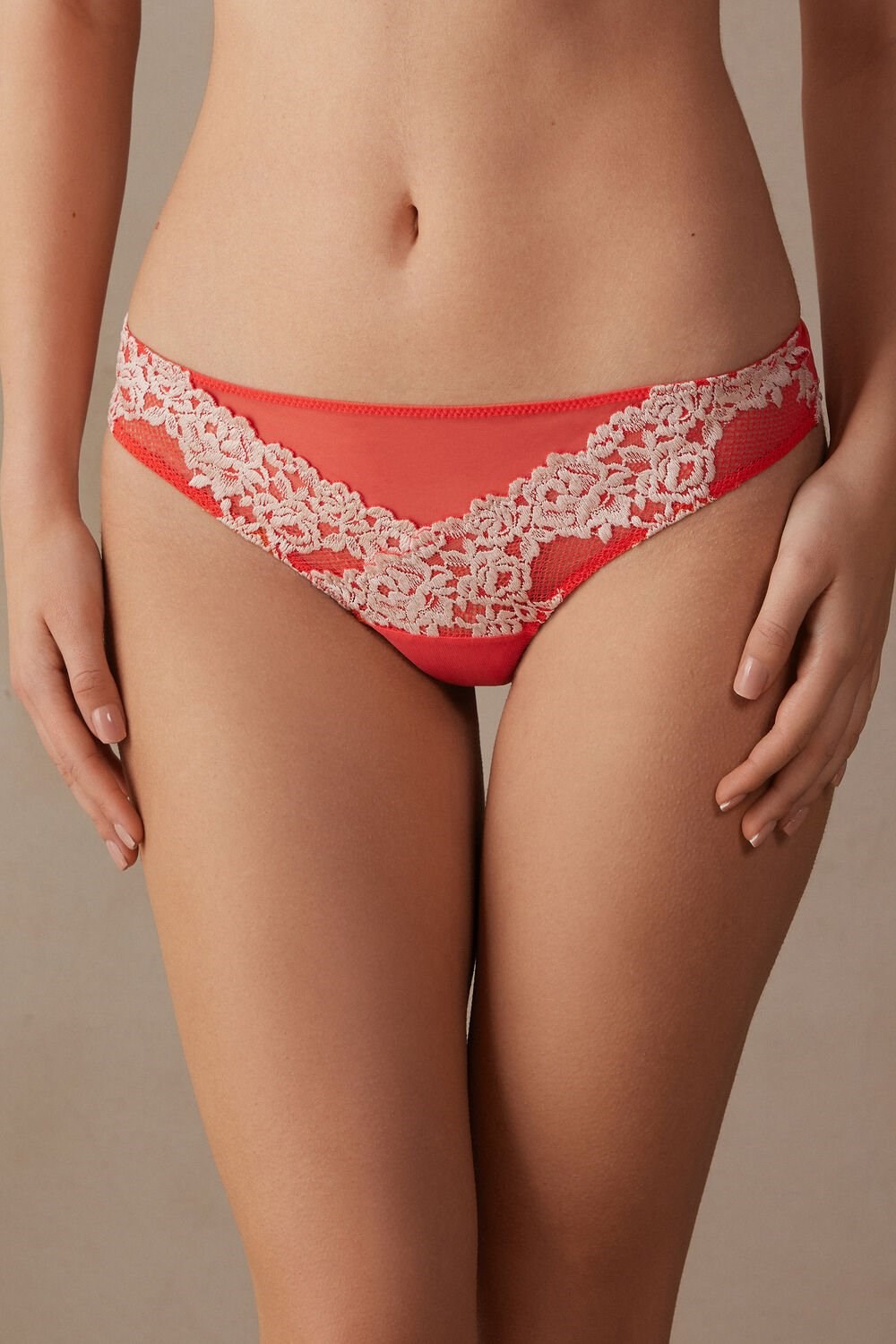 Intimissimi Pretty Flowers Brazilian Ivory - 216j - Flame Scarlet / Ivory | 24187CRIU